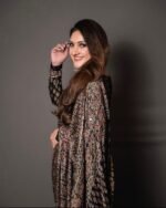 SAREE - Image 2
